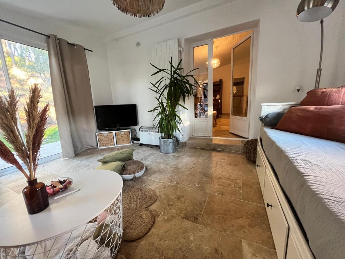 Maison Provencale Au Calme De La Campagne Avec Jacuzzi Екс ан Прованс Екстериор снимка