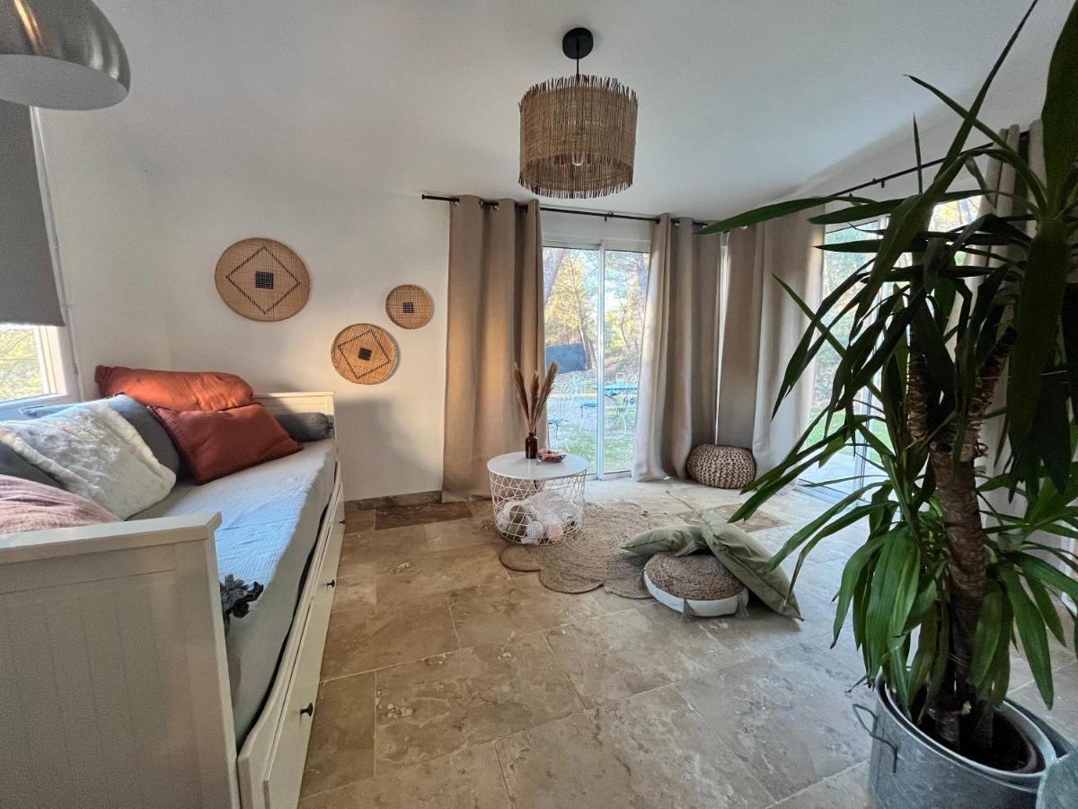 Maison Provencale Au Calme De La Campagne Avec Jacuzzi Екс ан Прованс Екстериор снимка