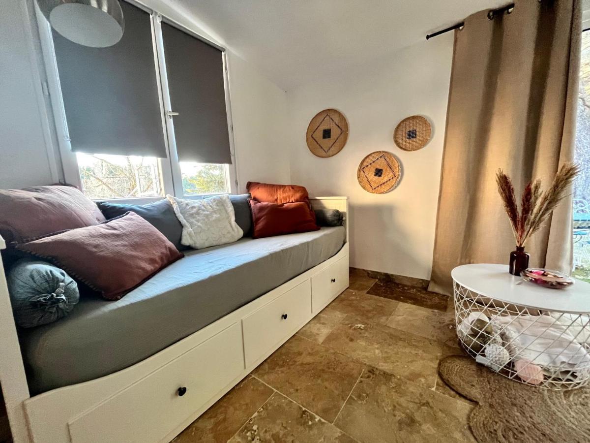 Maison Provencale Au Calme De La Campagne Avec Jacuzzi Екс ан Прованс Екстериор снимка