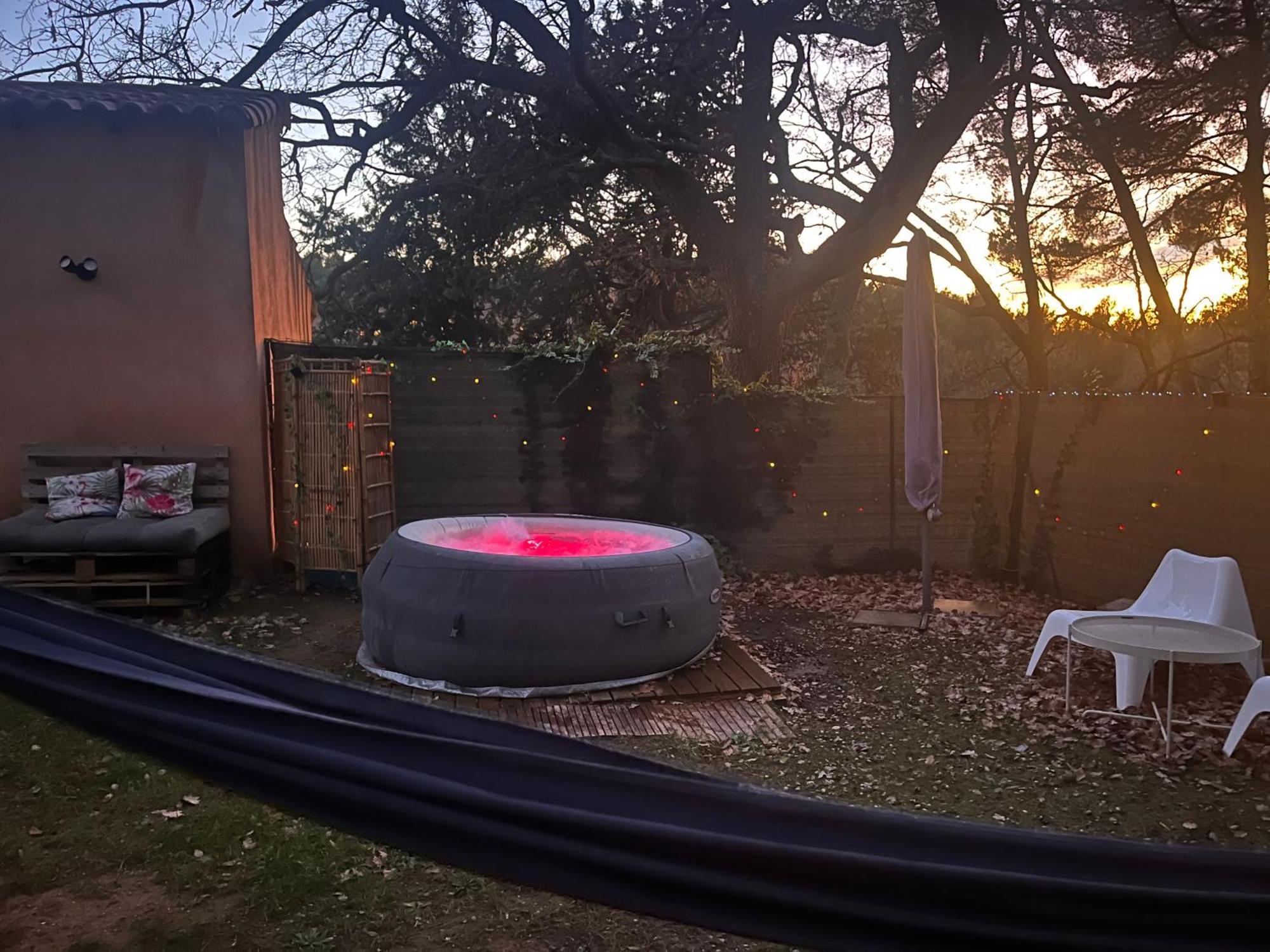 Maison Provencale Au Calme De La Campagne Avec Jacuzzi Екс ан Прованс Екстериор снимка